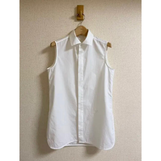 MADISONBLUE(マディソンブルー)の【MADISONBLUE】FLY FLONT SLEEVELESS SHIRT レディースのトップス(シャツ/ブラウス(半袖/袖なし))の商品写真