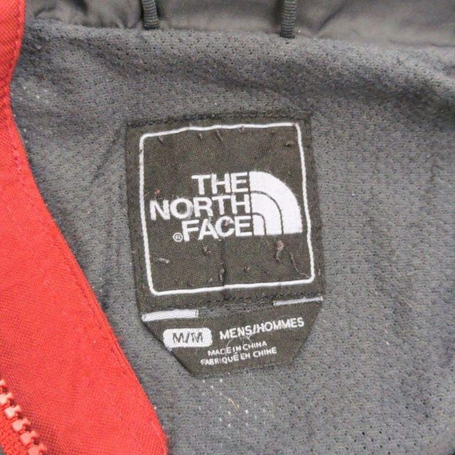 THE NORTH FACE(ザノースフェイス)の美品US規格ノースフェイスマウンテンパーカーハイベント刺繍ロゴレッド赤L古着 メンズのジャケット/アウター(ナイロンジャケット)の商品写真