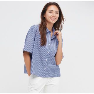 ユニクロ(UNIQLO)のUNIQLO コットンストライプシャツ(シャツ/ブラウス(半袖/袖なし))