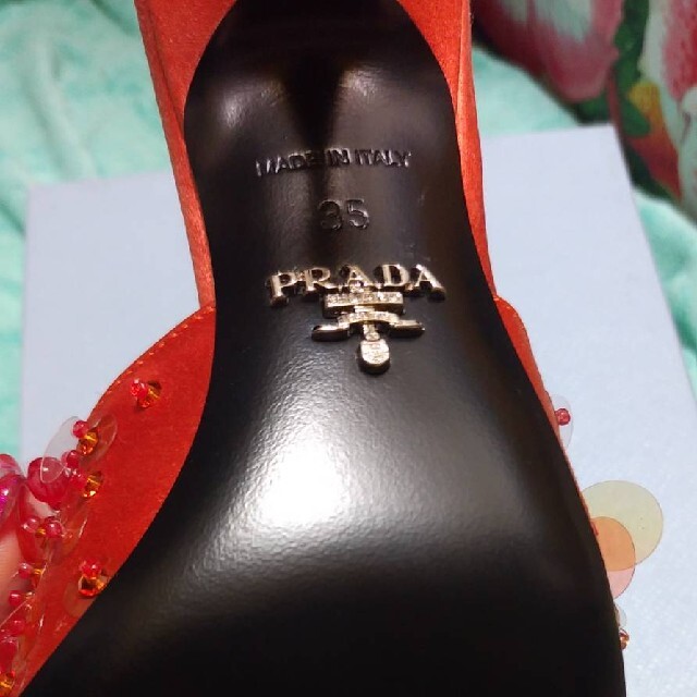 PRADA(プラダ)のPRADA　プラダ　ビジューサンダル レディースの靴/シューズ(サンダル)の商品写真