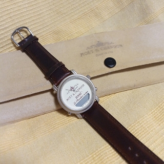 モエエシャンドン(MOËT & CHANDON)の♥更にお値下げ! 希少!モエエシャンドン オリジナル時計♥(腕時計(アナログ))