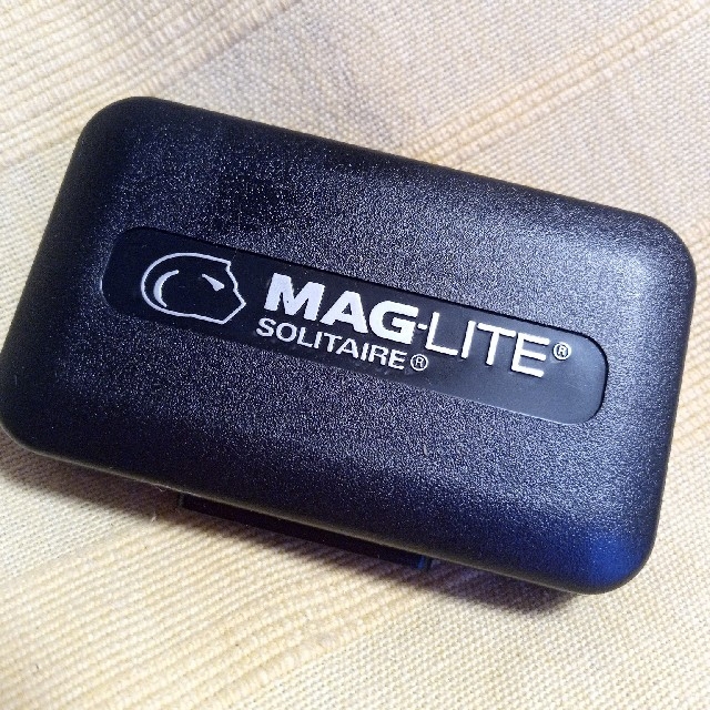 MAG-LITE(マグライト)の♥更にお値下げ! 激レア!集英社手塚赤塚賞マグライト♥ スポーツ/アウトドアのアウトドア(ライト/ランタン)の商品写真