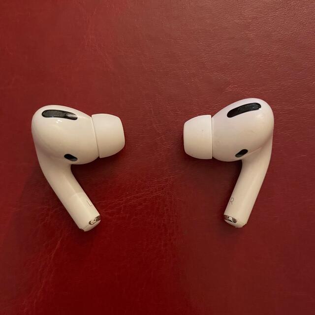 AirPods Pro の右耳です。片耳のみの出品です。本物です。