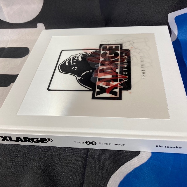 XLARGE(エクストララージ)のXLARGE 25周年 True OG Streetwear BOOK 本 エンタメ/ホビーの本(アート/エンタメ)の商品写真