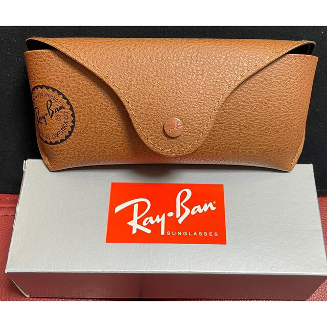 Ray-Ban(レイバン)の3日迄◎新品未使用未開封◎レイバン サングラス RB4165F  JUSTIN  メンズのファッション小物(サングラス/メガネ)の商品写真