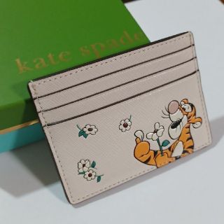 ケイトスペードニューヨーク(kate spade new york)の【新品】kate spade　カードケース　ディズニー(名刺入れ/定期入れ)