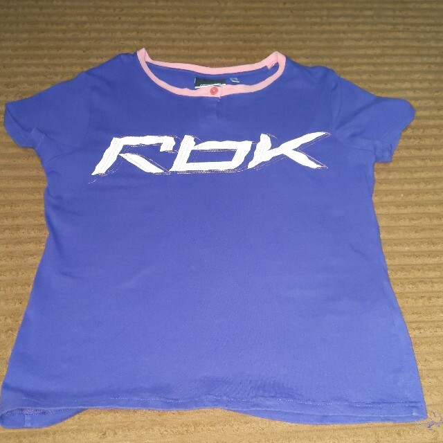 Reebok(リーボック)のReebok半袖ショートスリーブシャツ レディースのトップス(Tシャツ(半袖/袖なし))の商品写真