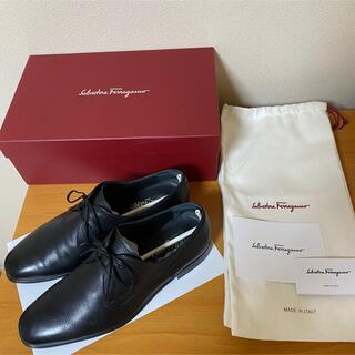 サルヴァトーレフェラガモ(Salvatore Ferragamo)の26.5 8.5　サルヴァトーレフェラガモ　メンズビジネスシューズ　革靴　正規品(ドレス/ビジネス)