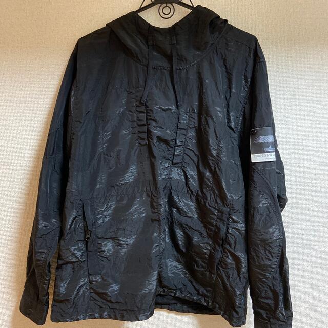 STONE ISLAND(ストーンアイランド)のSTONE ISLAND STRIPED NYLON METAL Jacket メンズのジャケット/アウター(ナイロンジャケット)の商品写真