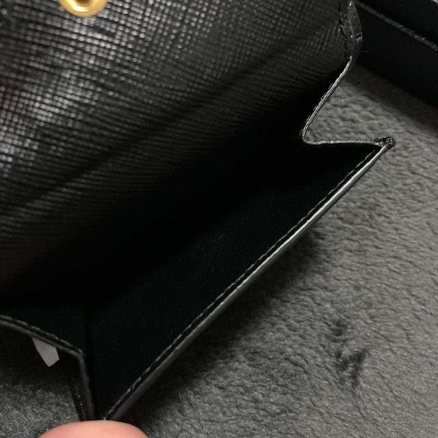 PRADA(プラダ)の【最終値下げ】PRADA 三つ折財布 レディースのファッション小物(財布)の商品写真