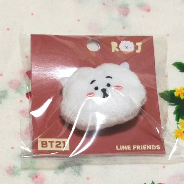 BT21 ふわふわバッジ RJ ジン ぬいぐるみ 公式 BTS エンタメ/ホビーのおもちゃ/ぬいぐるみ(キャラクターグッズ)の商品写真