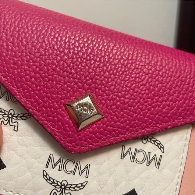 MCM(エムシーエム)の正規品MCM 折財布 メンズのファッション小物(折り財布)の商品写真