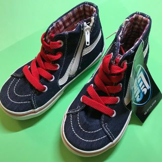 ヴァンズ(VANS)のVANS….子供シューズ…(17センチ)…新品未使用(スニーカー)