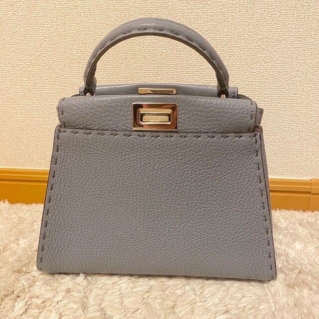 新品FENDI ピーカブー　セレリア　ブルーグレーレディース