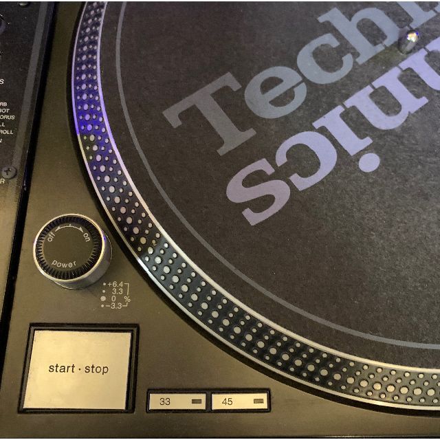 Technics ターンテーブル　SL-1200MK5ブラック 楽器のDJ機器(ターンテーブル)の商品写真