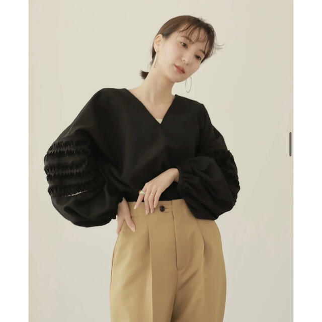 TODAYFUL - louren 新品未使用ブラウス ブラックの通販 by mmm