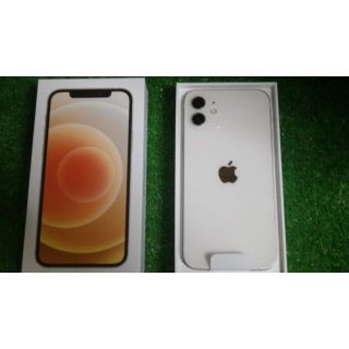 アップル(Apple)の【新品未使用】iPhone 12 ホワイト64 GB SIMフリー(スマートフォン本体)