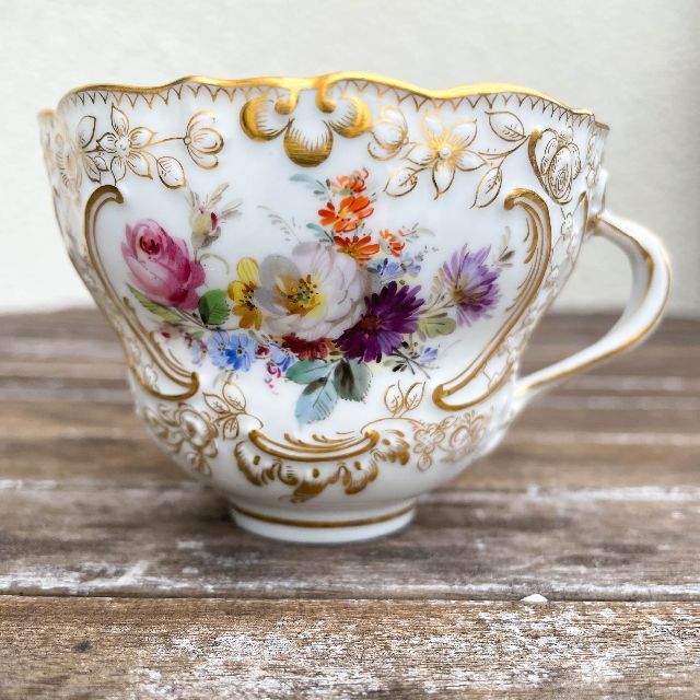 ブランド MEISSEN 自然主義 花ブーケと昆虫 カップのみの通販 by