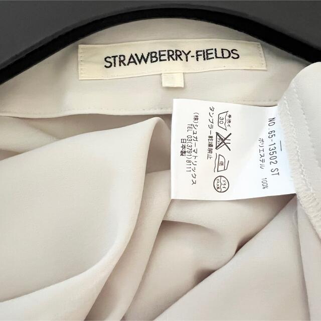 STRAWBERRY-FIELDS(ストロベリーフィールズ)のストロベリー♡プルオーバーシャツ レディースのトップス(シャツ/ブラウス(半袖/袖なし))の商品写真