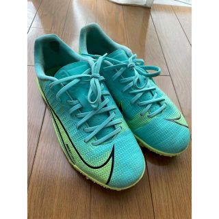 ナイキ(NIKE)のナイキ　トレーニングシューズ　22.5cm(シューズ)