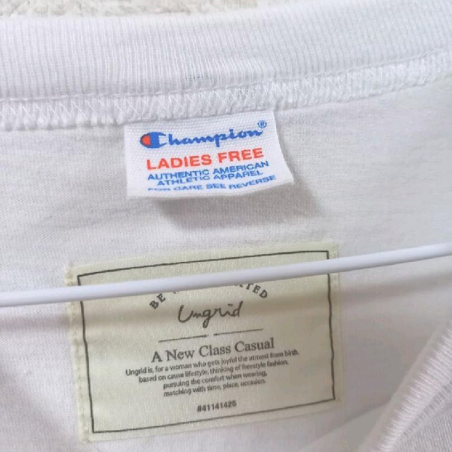 Ungrid(アングリッド)の値下げ　アングリッド　チャンピオン　ショートルーズ　Tシャツ レディースのトップス(Tシャツ(半袖/袖なし))の商品写真