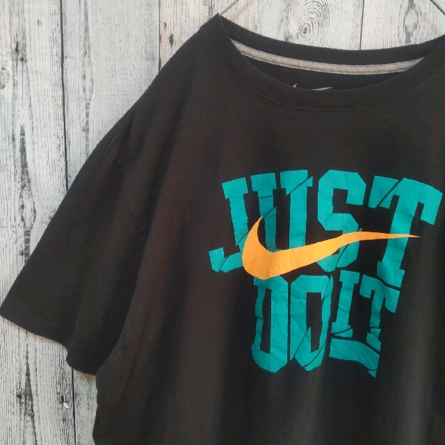 NIKE(ナイキ)の【価格変更済み】NIKE　ナイキ　　Tシャツ ゆるだぼ メンズのトップス(Tシャツ/カットソー(半袖/袖なし))の商品写真