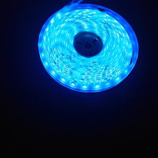 新色最新型SMD5050アイスブルーLEDテープ防水5m(車外アクセサリ)