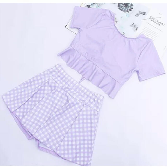 新品 パープル チェック 2ピース セットアップ 水着 女の子  130 キッズ/ベビー/マタニティのキッズ服女の子用(90cm~)(水着)の商品写真