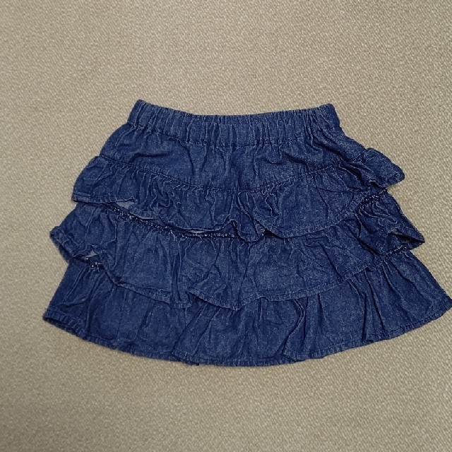 MARKEY'S(マーキーズ)のMARKEYS／デニムフリルキュロットパンツ／130cm キッズ/ベビー/マタニティのキッズ服女の子用(90cm~)(パンツ/スパッツ)の商品写真