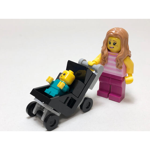 Lego(レゴ)の【新品未使用】レゴ　LEGO ミニフィグ　赤ちゃん　ベビーカー　哺乳瓶 キッズ/ベビー/マタニティのおもちゃ(知育玩具)の商品写真