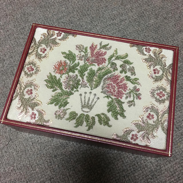 ROLEX - レア♡ロレックス♡BOX♡刺繍の通販 by my shop|ロレックス