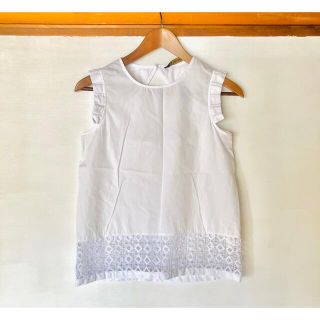 ザラ(ZARA)の美品　ZARA Basic ノースリーブ　レース　ブラウス　白(シャツ/ブラウス(半袖/袖なし))