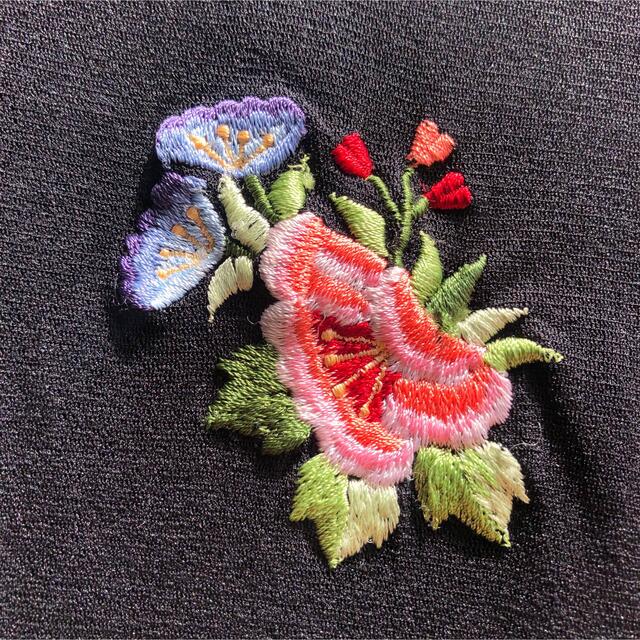 VIVIENNE TAM(ヴィヴィアンタム)のヴィヴィアンタム　刺繍　花柄　チャイナ　中華　シャツ　ブラウス　トップス レディースのトップス(カットソー(半袖/袖なし))の商品写真