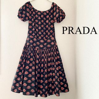 PRADA - PRADA プラダ ワンピース リップ柄 唇 美品の通販|ラクマ