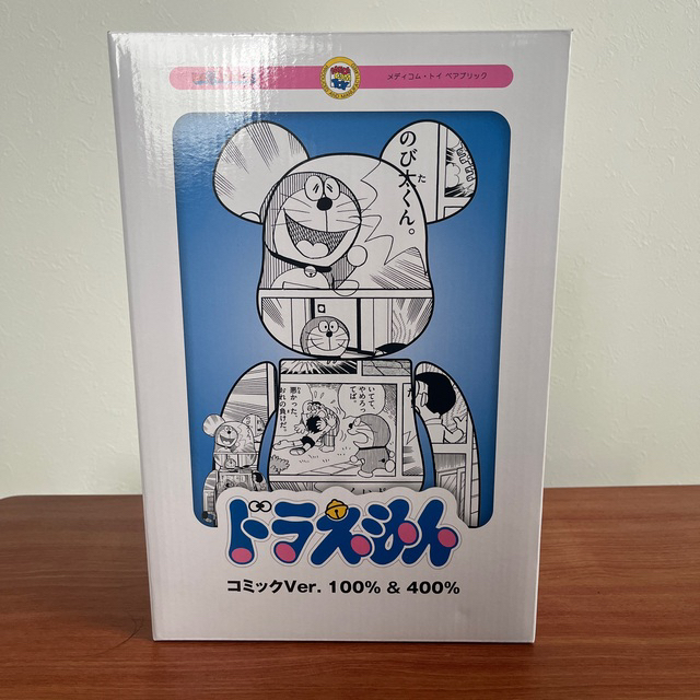 BE@RBRICK(ベアブリック)のBE@RBRICK ドラえもん コミック Ver. 100+400％　新品未開封 ハンドメイドのおもちゃ(フィギュア)の商品写真