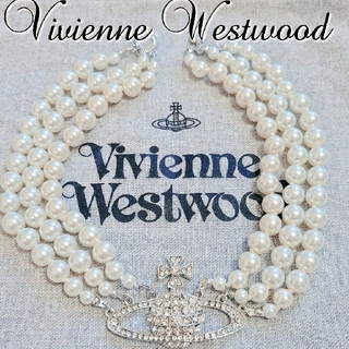 ヴィヴィアンウエストウッド(Vivienne Westwood)の新品未使用×Vivienne Westwood×三連パールネックレス(ネックレス)