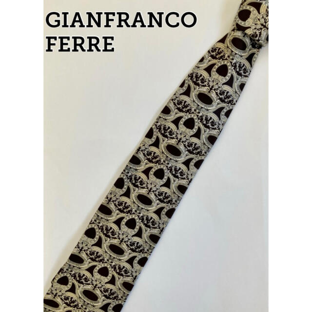 Gianfranco FERRE(ジャンフランコフェレ)のジャンフランコ フェレ ネクタイ レギュラー FERRE ブラック 総柄  メンズのファッション小物(ネクタイ)の商品写真