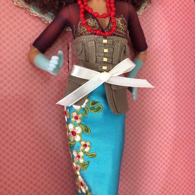 Barbie(バービー)の2006年BYRONLARSシュガーBarbieバービーSugarバイロンラーズ キッズ/ベビー/マタニティのおもちゃ(ぬいぐるみ/人形)の商品写真