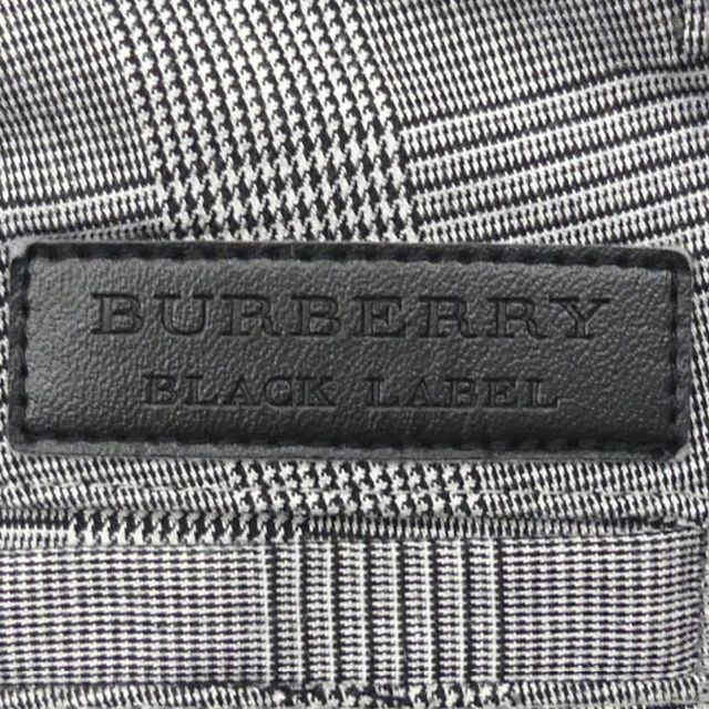 BURBERRY BLACK LABEL(バーバリーブラックレーベル)のバーバリー 廃盤 ハーフパンツ W32 古着 メンズ グレー TY1787 メンズのパンツ(ショートパンツ)の商品写真