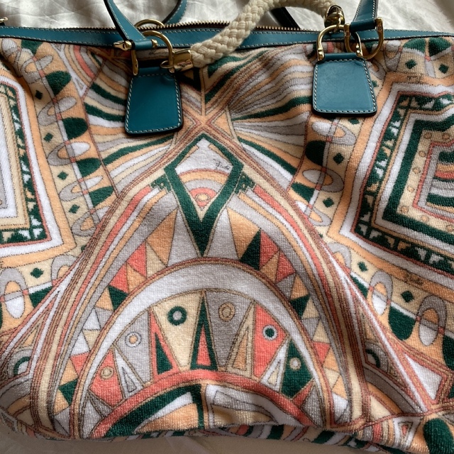 EMILIO PUCCI(エミリオプッチ)のEMILIO PUCCI  トートバッグ  2way  ハンド　ショルダー レディースのバッグ(トートバッグ)の商品写真