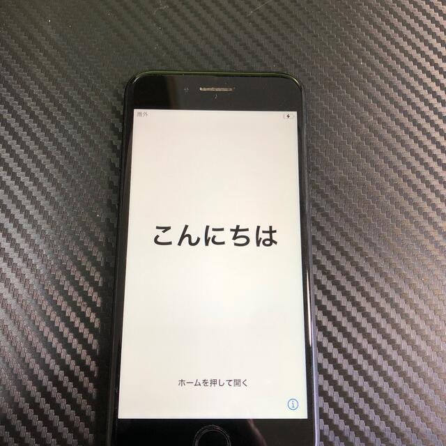 【中古・ジャンク】iPhone 7 Black 32GB SoftBank スマホ/家電/カメラのスマートフォン/携帯電話(スマートフォン本体)の商品写真