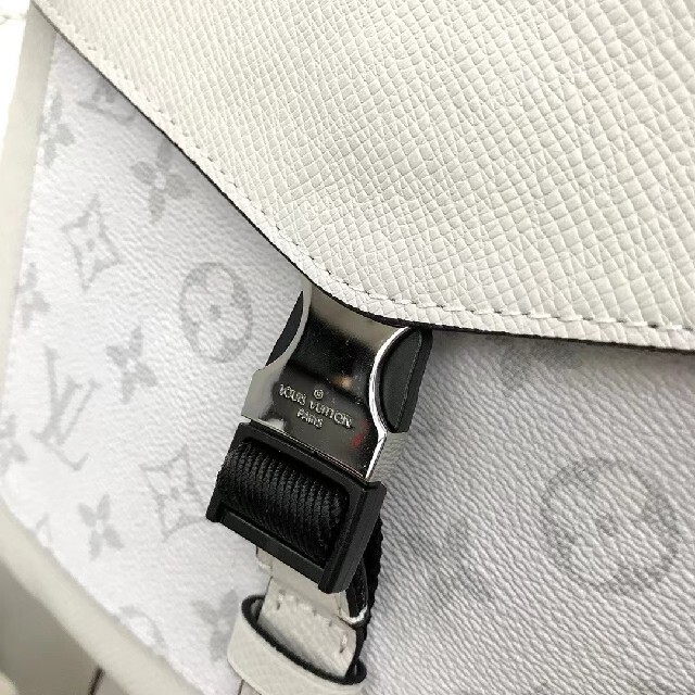 LOUIS VUITTON フラップ メンズ メッセンジャー ショルダーバッグ