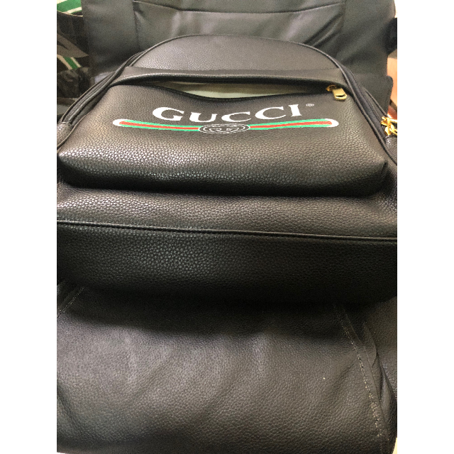 グッチ GUCCI プリント レザーバックパック