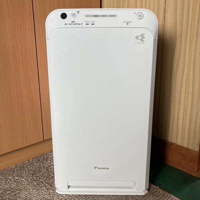 DAIKIN(ダイキン)のDAIKIN ストリーマ空気清浄機［中古］        スマホ/家電/カメラの生活家電(空気清浄器)の商品写真