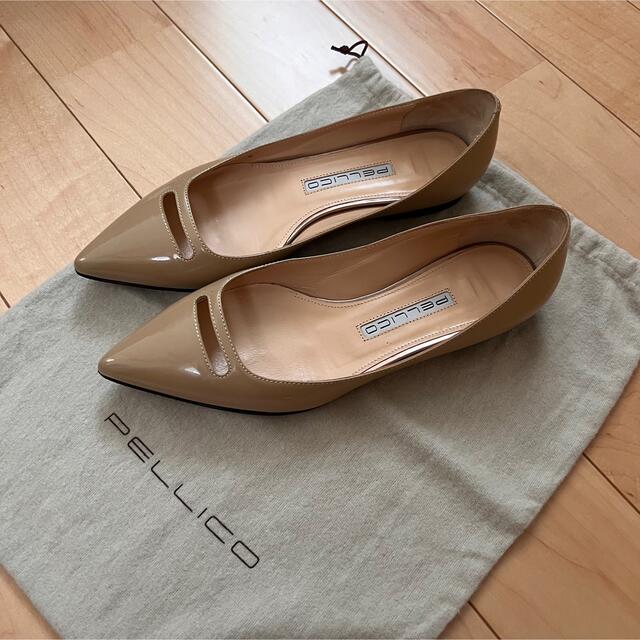 PELLICO(ペリーコ)の美品　PELLICO フラット パンプス ベージュ 35.5 レディースの靴/シューズ(ハイヒール/パンプス)の商品写真