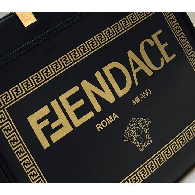 【新作】FENDACE フェンダーチェ ミディアム ブラックレザー ショッパー