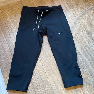 ナイキ(NIKE)のNIKE ドライフィット　レギンス　ブラック　黒　膝下　フィットネス(レギンス/スパッツ)