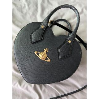 ヴィヴィアンウエストウッド(Vivienne Westwood)のヴィヴィアンウエストウッド ハート型バッグ(ショルダーバッグ)