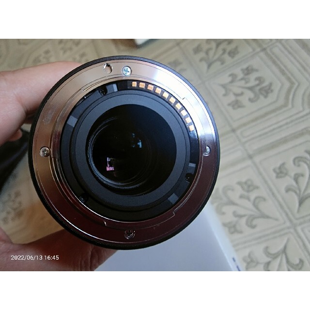 Sonnar T* E 24mm F1.8 ZA SEL24F18Z Sonnar T* E 24mm F1.8 ZA SEL24F18Z