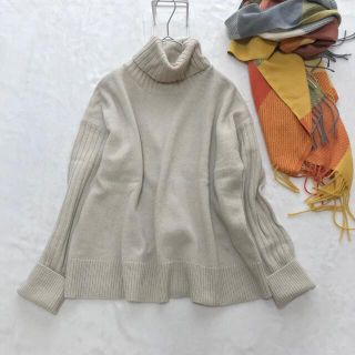 アーバンリサーチ(URBAN RESEARCH)のtibisyokomama専用　サニーレーベル ウールタートルネック ベージュ(ニット/セーター)